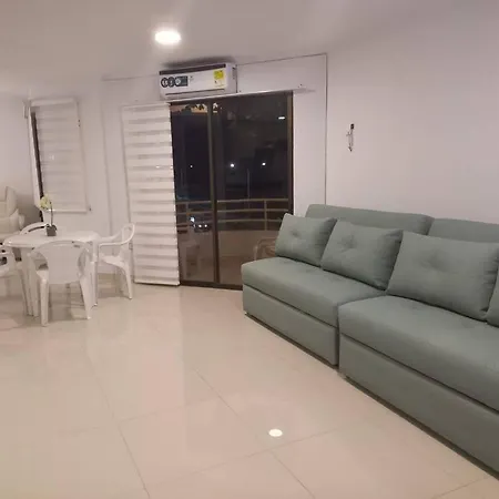 Vista A La Playa Del Cabrero Apartamento Cartagena